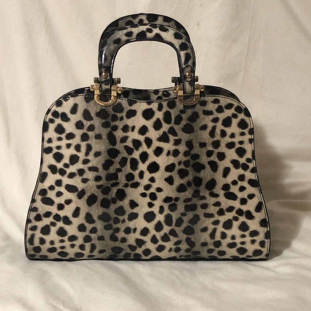 COPY - Stylish animal print handbag.                        NWOT